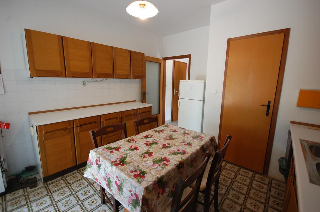 Apartment Mladan By El-Pi Tours Нівице Екстер'єр фото